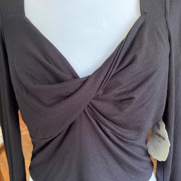 Altar'd States Black Cinched Cropped Ribbed V Neck Long Sleeve NWT Size Large - Picture 2 of 9
